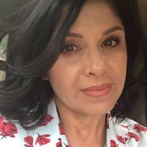 Meet your Posher, Dana